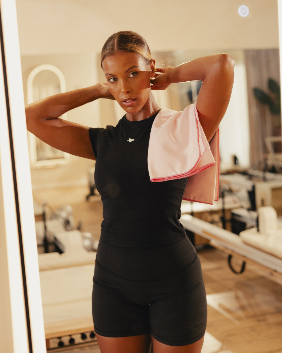 VYVRA Founding Ritual Towel in Pink – in the studio mirror